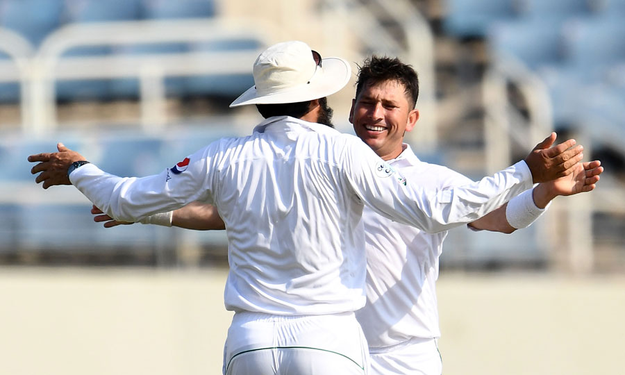 ಮೊದಲ ಟೆಸ್ಟ್: ಪಾಕ್‌ಗೆ ಭರ್ಜರಿ ಜಯ