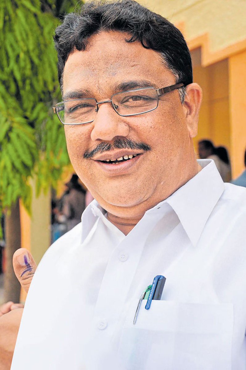 ಸಕಾಲಕ್ಕೆ ವಿದ್ಯಾರ್ಥಿಗಳಿಗೆ ಪಠ್ಯಪುಸ್ತಕ ಲಭ್ಯ: ತನ್ವೀರ್‌ಸೇಠ್