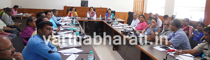 ಕೋರೆಗಳಿಗೆ ಬೇಲಿ ಹಾಕದಿದ್ದಲ್ಲಿ ಲೈಸೆನ್ಸ್ ರದ್ದು: ಉಡುಪಿ ಜಿಲ್ಲಾಧಿಕಾರಿ ಎಚ್ಚರಿಕೆ