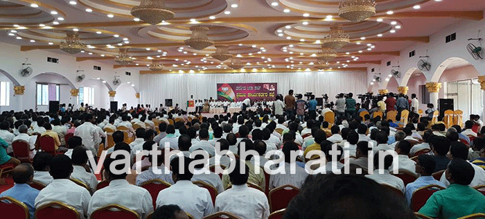 ವಿರೋಧದ ನಡುವೆಯೇ ಬಿಜೆಪಿ ಭಿನ್ನಮತೀಯ ಮುಖಂಡರ ಸಭೆ ಆರಂಭ