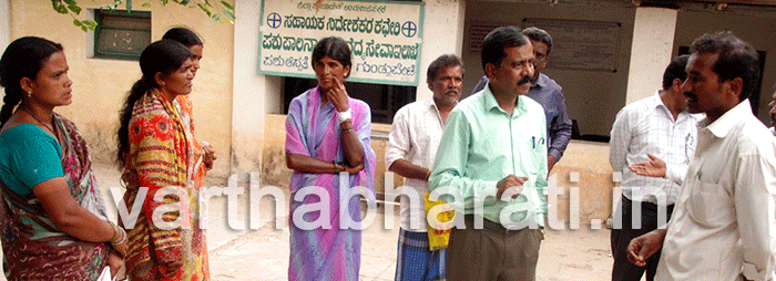 ಮುಗ್ಗಲು ಮೇವು ತಿಂದು ರಾಸುಗಳ ಸಾವು: ಪರಿಹಾರಕ್ಕಾಗಿ ಪಶು ಇಲಾಖೆಗೆ ಮುತ್ತಿಗೆ