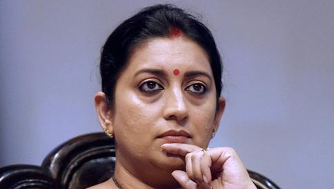 ಸಚಿವೆಯನ್ನು ಹಿಂಬಾಲಿಸಿದ ಆರೋಪ: ನಾಲ್ವರು ವಿದ್ಯಾರ್ಥಿಗಳ ವಿರುದ್ಧ ಪ್ರಕರಣ