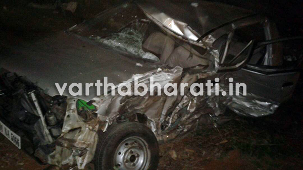 ಕಾರಿಗೆ ಆ್ಯಂಬುಲೆನ್ಸ್ ಢಿಕ್ಕಿ: ಅಜ್ಜಿ-ಮೊಮ್ಮಗಳು ಮೃತ್ಯು