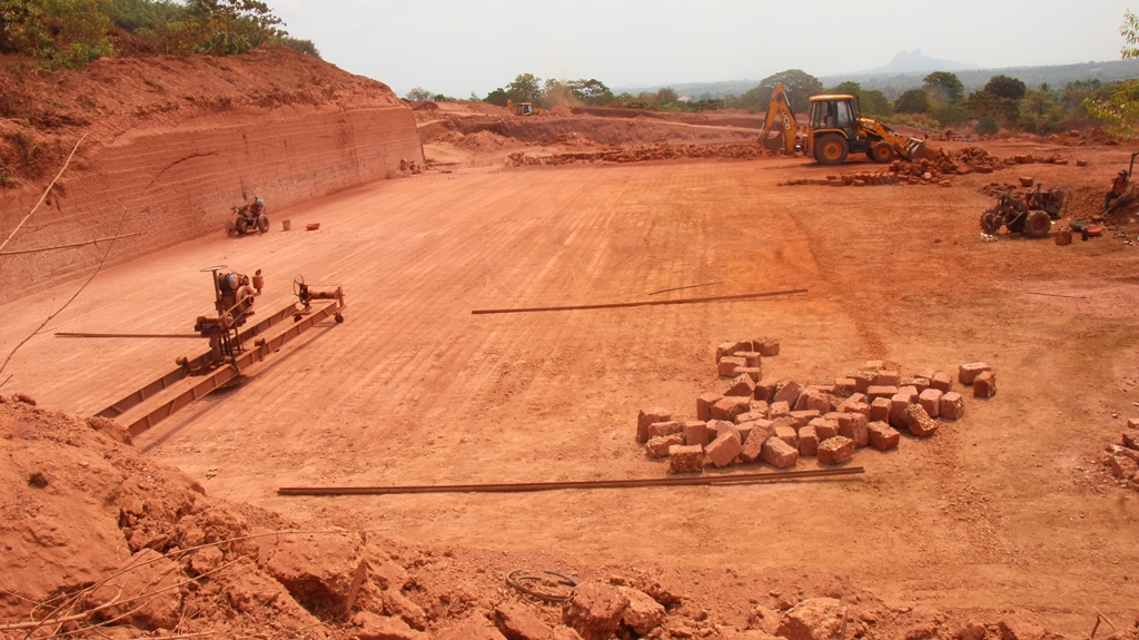 ಸಕ್ರಮ ಗಣಿಗಾರಿಕೆ ಎಂಬ ಮಾತೇ ಇಲ್ಲಿಲ್ಲ! ಇಲ್ಲಿ ಎಲ್ಲವೂ ಅಕ್ರಮವೇ...!