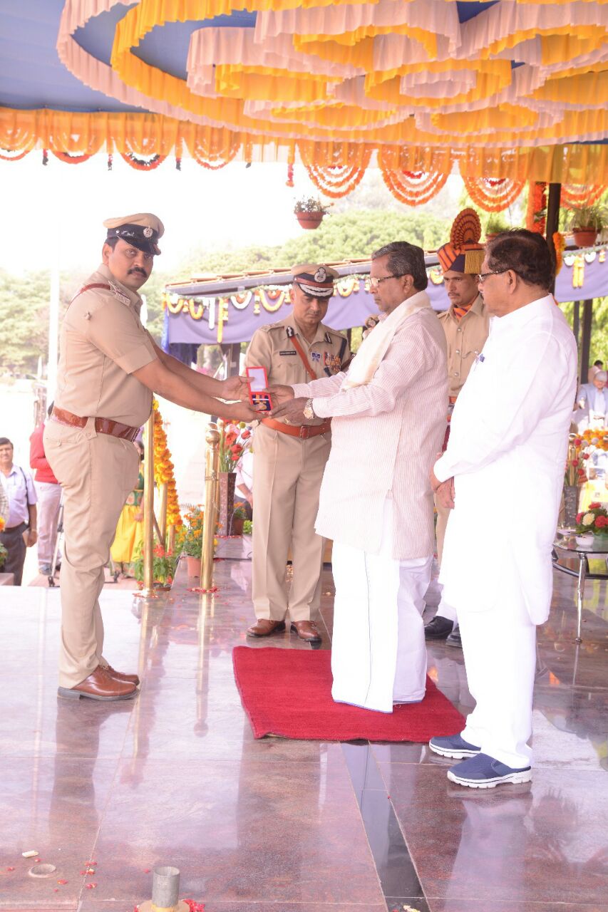 ಡಿಸಿಐಬಿ ಇನ್‌ಸ್ಪೆಕ್ಟರ್ಗೆ ಮುಖ್ಯಮಂತ್ರಿ ಪದಕ