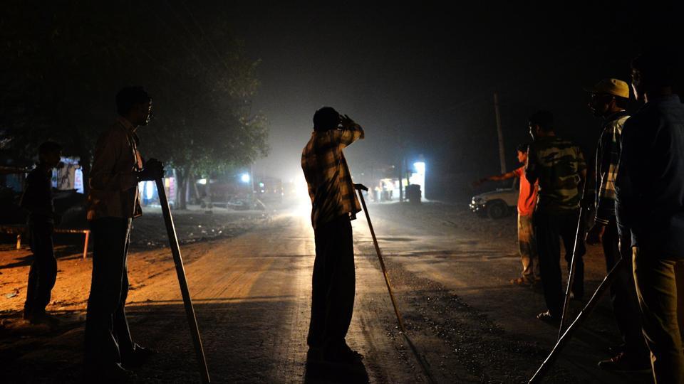 ಗೋರಕ್ಷಕರಿಂದ ಹಲ್ಲೆ ಪ್ರಕರಣ: ಐಸಿಯುನಲ್ಲಿ ದಾಖಲಾಗಿದ್ದ ವ್ಯಕ್ತಿಯನ್ನು ಠಾಣೆಯಲ್ಲಿ ಕೂಡಿಹಾಕಿದ ಪೊಲೀಸರು : ಆರೋಪ