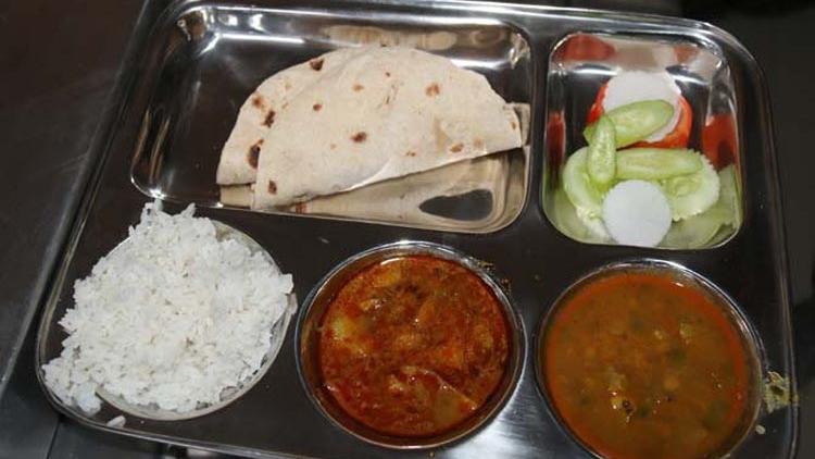 ಮಧ್ಯಪ್ರದೇಶದಲ್ಲಿ 5 ರೂ.ಗೆ ಊಟ ಅರಂಭ !