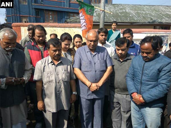 ಜೀವಂತವಿರುವಾಗಲೇ ವಿನೋದ್ ಖನ್ನಾ ನಿಧನಕ್ಕೆ ಶೋಕಾಚರಣೆ ನಡೆಸಿದ ಮೇಘಾಲಯ ಬಿಜೆಪಿ