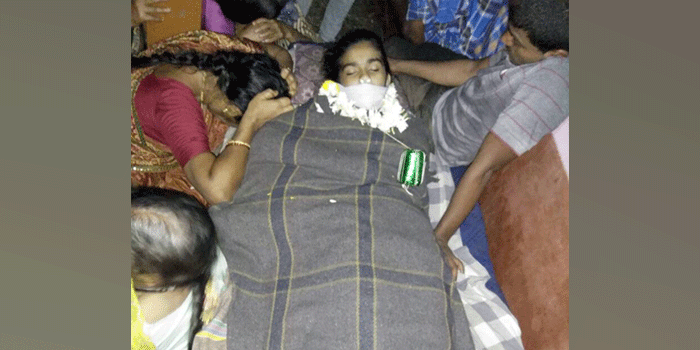 ಎಸೆಸೆಲ್ಸಿ ಪರೀಕ್ಷೆಯಲ್ಲಿ ಅನುತ್ತೀರ್ಣ: ಇಬ್ಬರು ವಿದ್ಯಾರ್ಥಿನಿಯರ ಆತ್ಮಹತ್ಯೆ