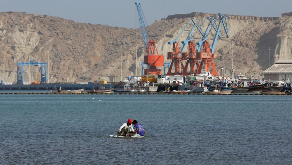 ಚೀನಾ ಆರ್ಥಿಕ ಕಾರಿಡಾರ್ : 10 ಕಾರ್ಮಿಕರ ಹತ್ಯೆ