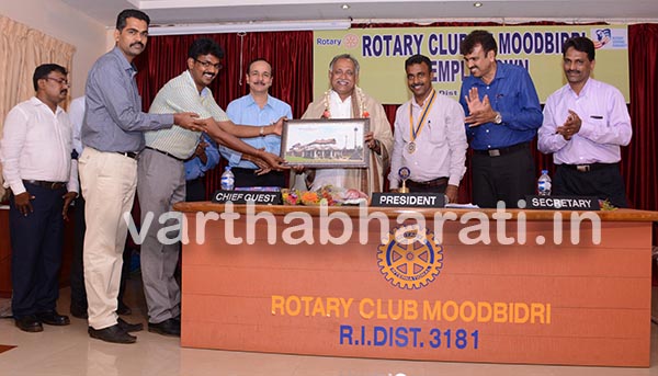 ರೋಟರಿ ಟೆಂಪಲ್ ಟೌನ್‌ನಿಂದ ಶಾಸಕ ಕೆ.ಅಭಯಚಂದ್ರ ಜೈನ್ರಿಗೆ ಸನ್ಮಾನ