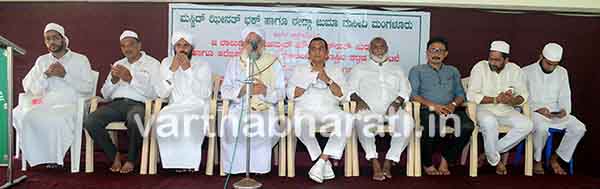 ಹಿಫ್‌ಳುಲ್ ಕುರ್‌ಆನ್ ಅರೆಬಿಕ್ ಕಾಲೇಜು ವಿದ್ಯಾರ್ಥಿಗಳಿಗೆ ಸನದುದಾನ