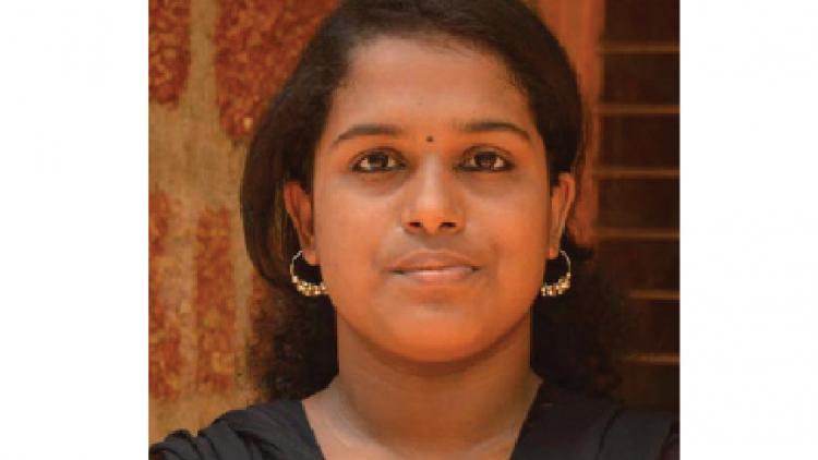 ಹೊಳೆಗೆ ಬಿದ್ದ ಮೂವರನ್ನು ರಕ್ಷಿಸಿದ ವಿದ್ಯಾರ್ಥಿನಿ ವಿಸ್ಮಯ