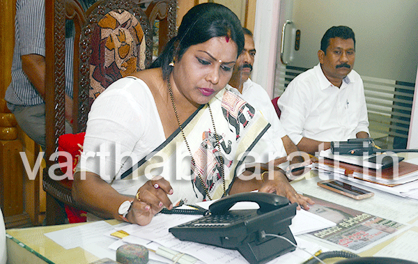 ಮಂಗಳೂರು ಮೇಯರ್‌ರಿಂದ ಪ್ರಥಮ ಫೋನ್ ಇನ್ ಕಾರ್ಯಕ್ರಮ