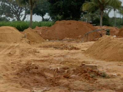 ಈ ಸಚಿವರ ಅಡುಗೆಯವನ ಬ್ಯಾಂಕ್ ಖಾತೆಯಲ್ಲಿರುವುದು 5,000 ರೂ., ಸಿಕ್ಕಿದ್ದು 26 ಕೋಟಿ ರೂ. ಮರಳು ಗಣಿಗಾರಿಕೆ ಅನುಮತಿ !