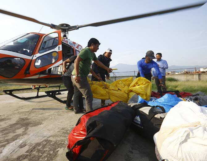 ಮೂವರು ಭಾರತೀಯ ಎವರೆಸ್ಟ್ ಪರ್ವತಾರೋಹಿಗಳ ಶವಗಳು ಪತ್ತೆ