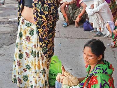 ಹೀಗೂ ಉಂಟೆ?: ಉತ್ತರ ಪ್ರದೇಶ ಸಚಿವರ ಭೇಟಿ ವೇಳೆ ಆಸ್ಪತ್ರೆ ಚೆನ್ನಾಗಿ ಕಾಣಲು ರೋಗಿಗಳನ್ನೇ ಹೊರಗಟ್ಟಿದರು!