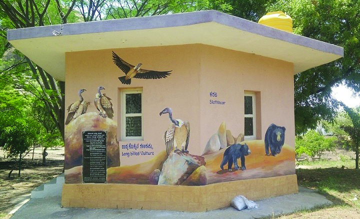 ಶೋಲೆ ತಾಣದಲ್ಲಿ ಸಿನೆಮಾ ನೆನಪು ಮತ್ತು ಹದ್ದುಗಳ ಸಂಘರ್ಷ