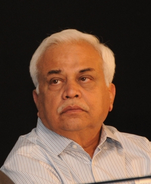 ​ನಿರೀಕ್ಷಿತ ಮಟ್ಟದಲ್ಲಿ ಸೃಷ್ಟಿಯಾಗದ ಉದ್ಯೋಗಗಳು: ಆರ್.ವಿ.ದೇಶಪಾಂಡೆ ಬೇಸರ