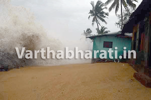 ​ಉಳ್ಳಾಲ ಕಡಲ್ಕೊರೆತ: ವರದಿ ಸಲ್ಲಿಸಲು ಅಧಿಕಾರಿಗಳಿಗೆ ಖಾದರ್ ಸೂಚನೆ