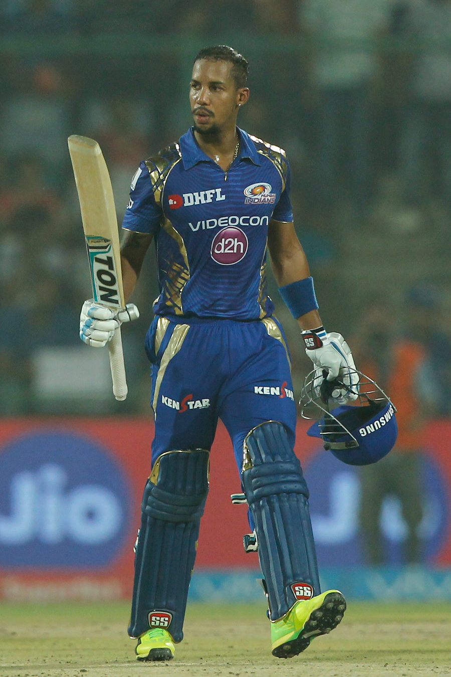 10ನೆ ಆವೃತ್ತಿಯ ಐಪಿಎಲ್‌: ಮುಂಬೈ ಇಂಡಿಯನ್ಸ್ ಪ್ಲೇ-ಆಫ್‌ಗೆ ಪ್ರವೇಶ