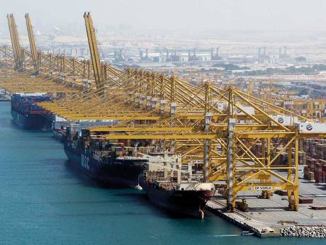 ದುಬೈ: ಗೋಡೆಗೆ ಗುದ್ದಿದ ಹಡಗು; 10 ಮಂದಿಗೆ ಗಾಯ