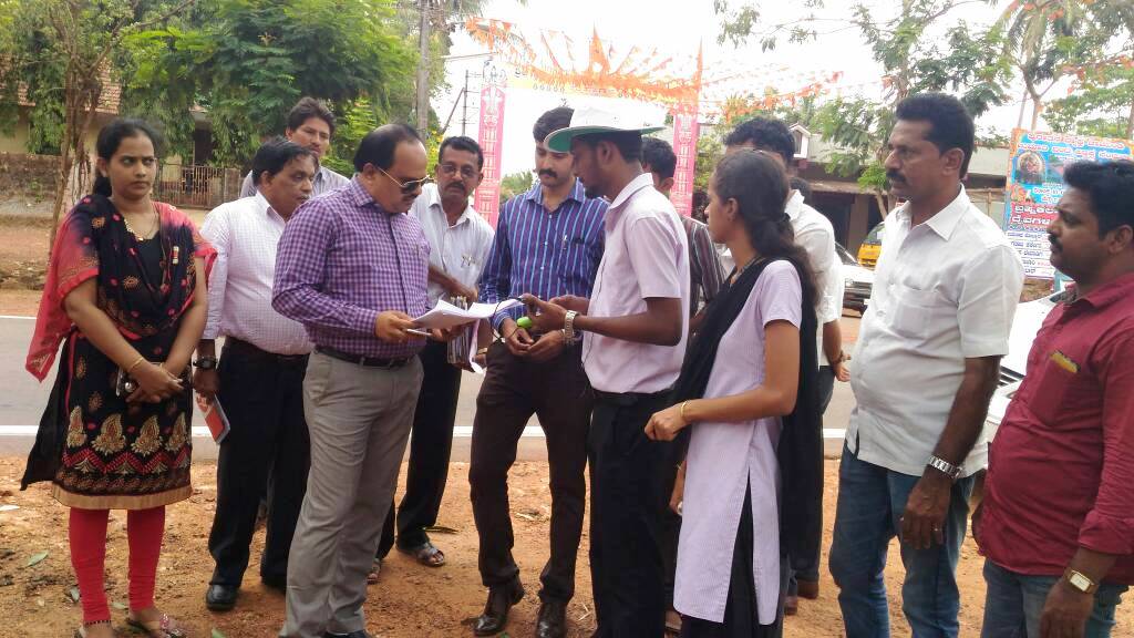 ಆಳ್ವಾಸ್ ವಿದ್ಯಾರ್ಥಿಗಳ ಭುವನ್ ಕಾರ್ಯವಿಧಾನ ವೀಕ್ಷಿಸಿದ ಜಿ.ಪಂ. ಸಿ.ಇ.ಓ.