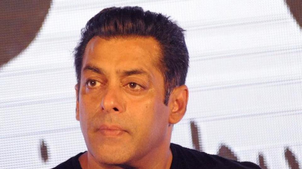 ಬಯಲು ಶೌಚವನ್ನು ತಡೆಯಲು ನಟ ಸಲ್ಮಾನ್‌ರಿಂದ 3,000 ಮನೆಗಳಲ್ಲಿ ಶೌಚಾಲಯ ಪುನರ್‌ನಿರ್ಮಾಣ