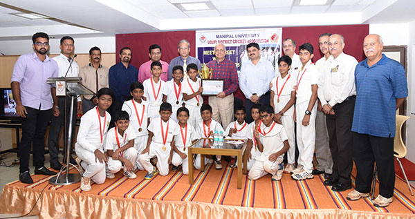 ‘ಬ್ರಹ್ಮಾವರದಲ್ಲಿ ಜಿಲ್ಲಾ ಕ್ರಿಕೆಟ್ ಕ್ರೀಡಾಂಗಣ ನಿರ್ಮಾಣ’ ‘ಬ್ರಹ್ಮಾವರದಲ್ಲಿ ಜಿಲ್ಲಾ ಕ್ರಿಕೆಟ್ ಕ್ರೀಡಾಂಗಣ ನಿರ್ಮಾಣ’