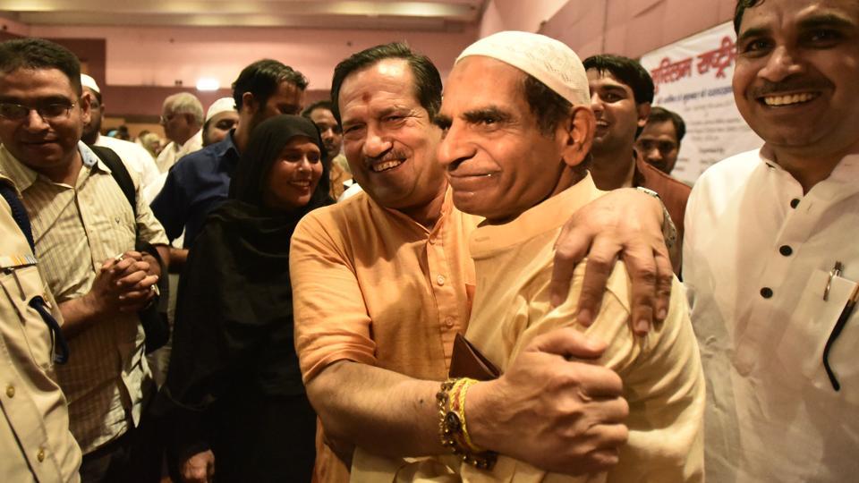 ಅಯೋಧ್ಯೆ: ಆಕಳ ಹಾಲನ್ನು ಸೇವಿಸಿ ಉಪವಾಸ ಮುರಿಯಲಿರುವ ಆರೆಸ್ಸೆಸ್ ಮುಸ್ಲಿಂ ಗುಂಪು