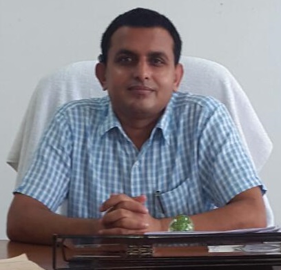 ಈ ಜಿಲ್ಲಾಧಿಕಾರಿ ಬಾಯಿ ತೆರೆದರೆ ಬೈಗುಳ!