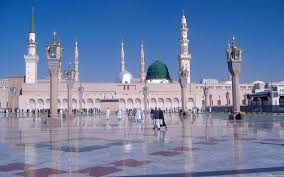 ತೀವ್ರ ಉಷ್ಣತೆಯ ನಡುವೆಯೂ ಮದೀನಾದ ಚಾರಿತ್ರಿಕ ಸ್ಥಳಗಳಿಗೆ ಹೆಚ್ಚಿನ ಸಂಖ್ಯೆಯ ಯಾತ್ರಿಕರ ಭೇಟಿ