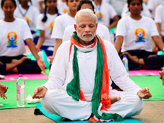 ಅಂತಾರಾಷ್ಟ್ರೀಯ ಯೋಗ ದಿನಾಚರಣೆ: ಲಕ್ನೋದಲ್ಲಿ ಮೋದಿ, ಯೋಗಿಯಿಂದ ಯೋಗ