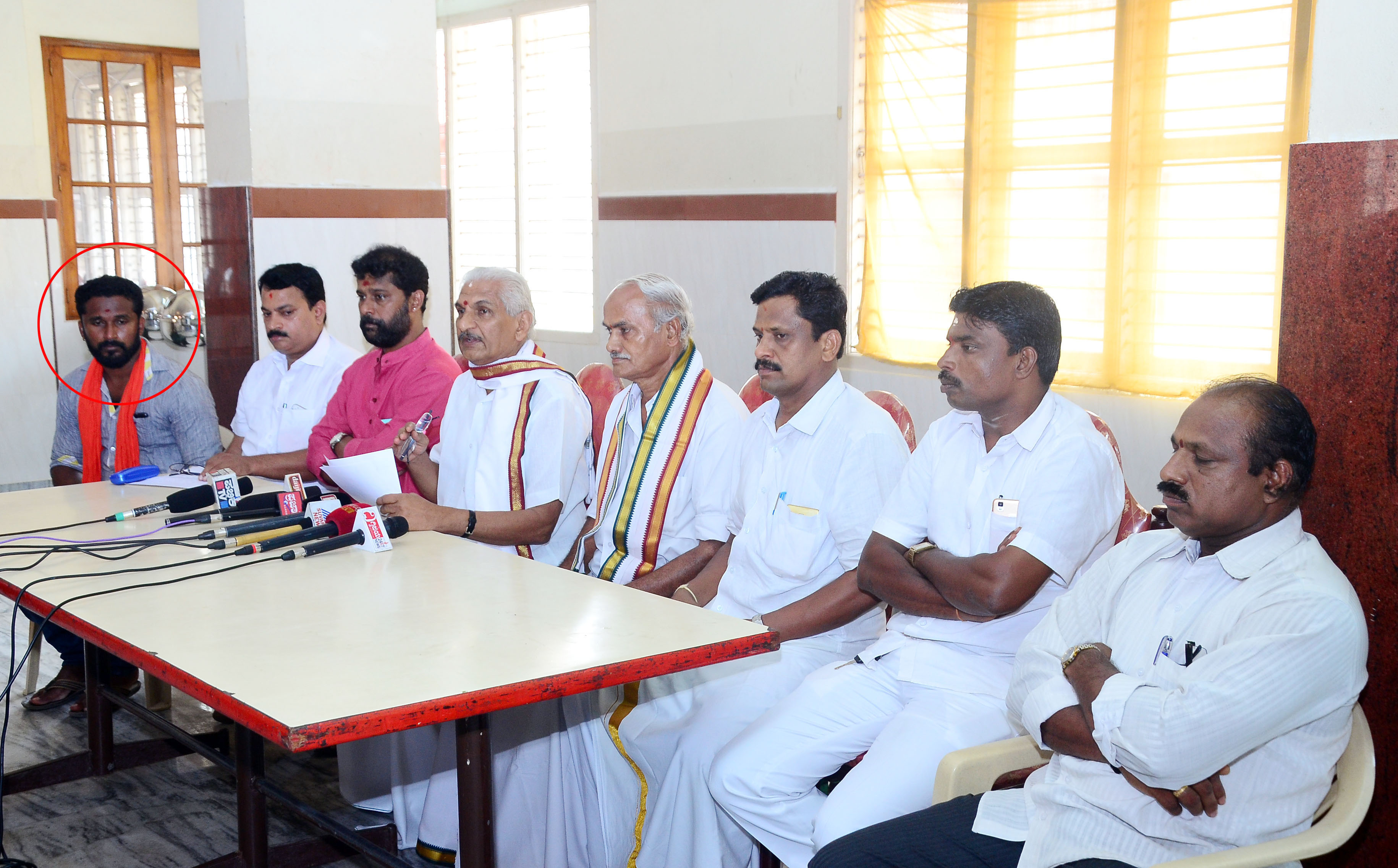 ಅಶ್ರಫ್ ಹಂತಕರೊಂದಿಗೆ ಪ್ರಭಾಕರ ಭಟ್‍ ನಂಟು