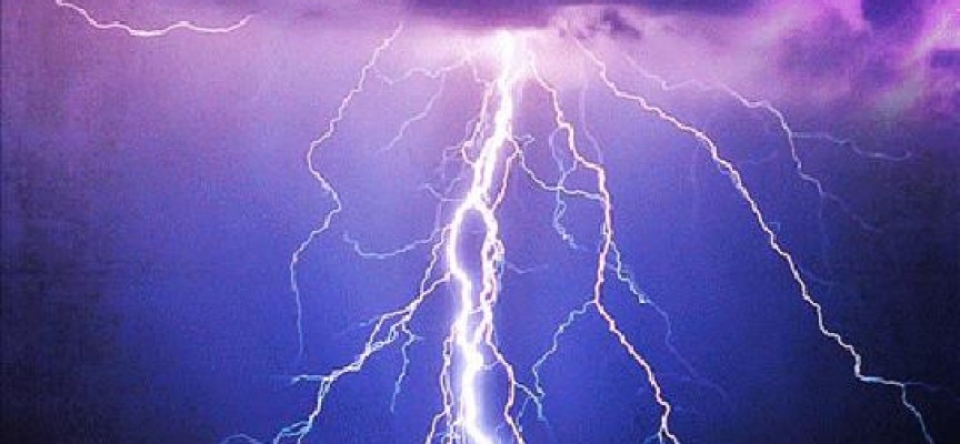 ಉಡುಪಿ ಜಿಲ್ಲೆಯಾದ್ಯಂತ ಭಾರೀ ಮಳೆ: ಸಿಡಿಲು ಬಡಿದು ಮಹಿಳೆಗೆ ಗಾಯ