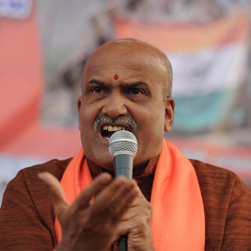 ಪೇಜಾವರ ಶ್ರೀಯವರ ಇಫ್ತಾರ್ ಕೂಟದಿಂದ ಹಿಂದೂ ಸಮಾಜಕ್ಕೆ ಅವಮಾನ: ಪ್ರಮೋದ್ ಮುತಾಲಿಕ್