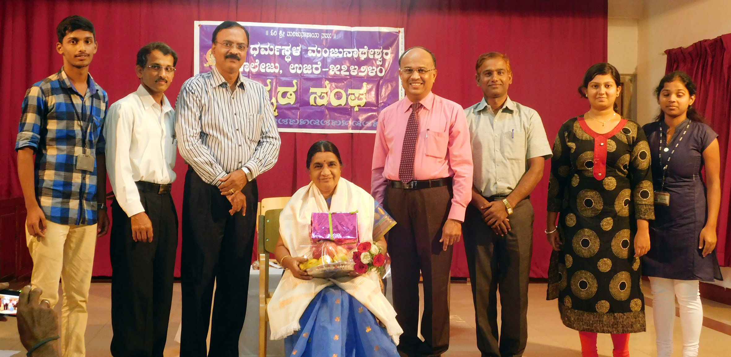 ವಿಮರ್ಶಕರು ಹಾಸ್ಯ ಸಾಹಿತ್ಯವನ್ನು ಲಘುವಾಗಿ ಪರಿಗಣಿಸಿದ್ದಾರೆ: ಭುವನೇಶ್ವರಿ ಹೆಗ್ಡೆ ವಿಷಾದ