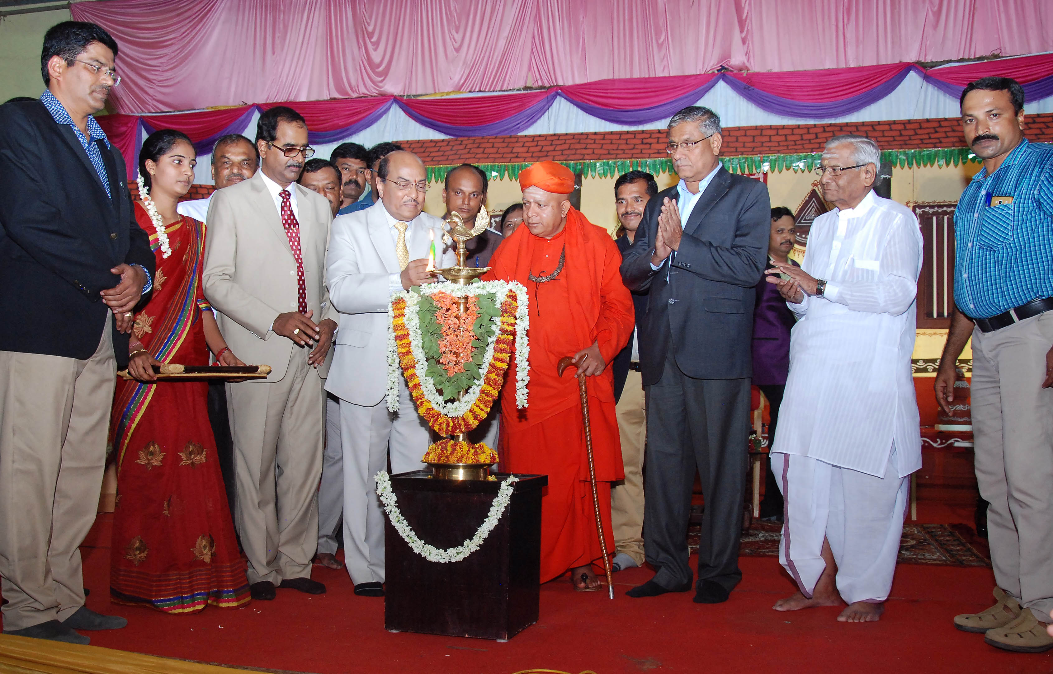 ಭಾರತ ಸಂಸ್ಕೃತಿಯು ಗುರು ಪರಂಪರೆಯ ಅವಿಭಾಜ್ಯ ಅಂಗ: ಚಿಂತಕ ಡಾ.ಗುರುರಾಜ್ ಕರಜಗಿ