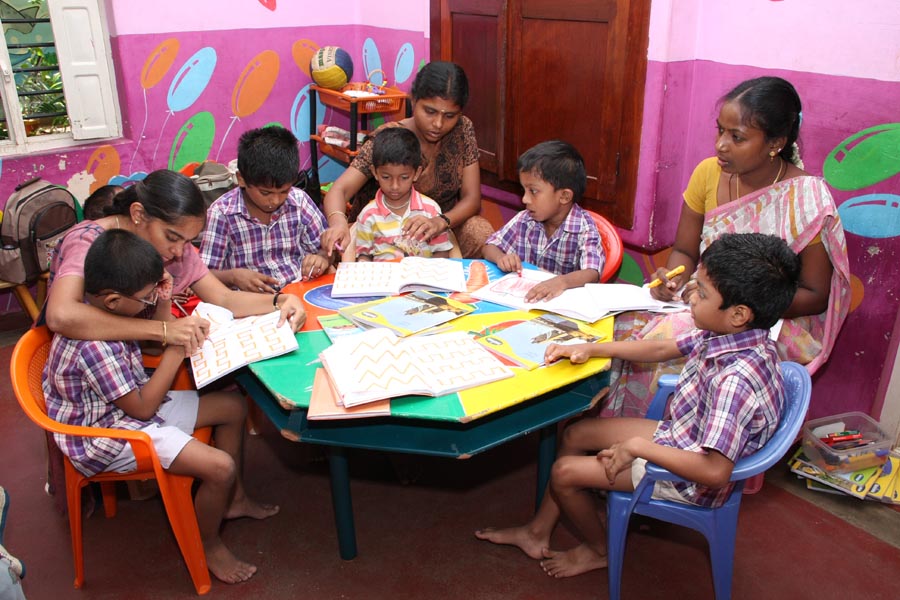 ಮನೆಯಲ್ಲಿ ಪಠ್ಯೇತ್ತರ ಕೌಶಲ್ಯಗಳು