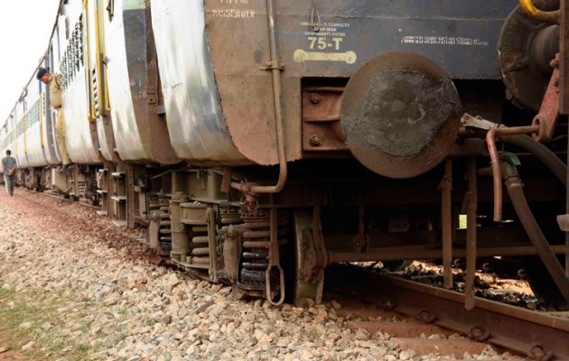 ರೈಲಿನ ಬೋಗಿಗೆ ಬೆಂಕಿ: ಓರ್ವನ ಸ್ಥಿತಿ ಗಂಭೀರ