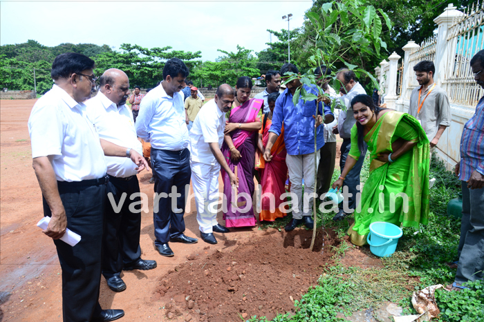 ಪೌರ ಕಾರ್ಮಿಕರ ಆರೋಗ್ಯ ರಕ್ಷಣೆಗೆ ಮನಪಾ ಬದ್ಧ: ಮೇಯರ್