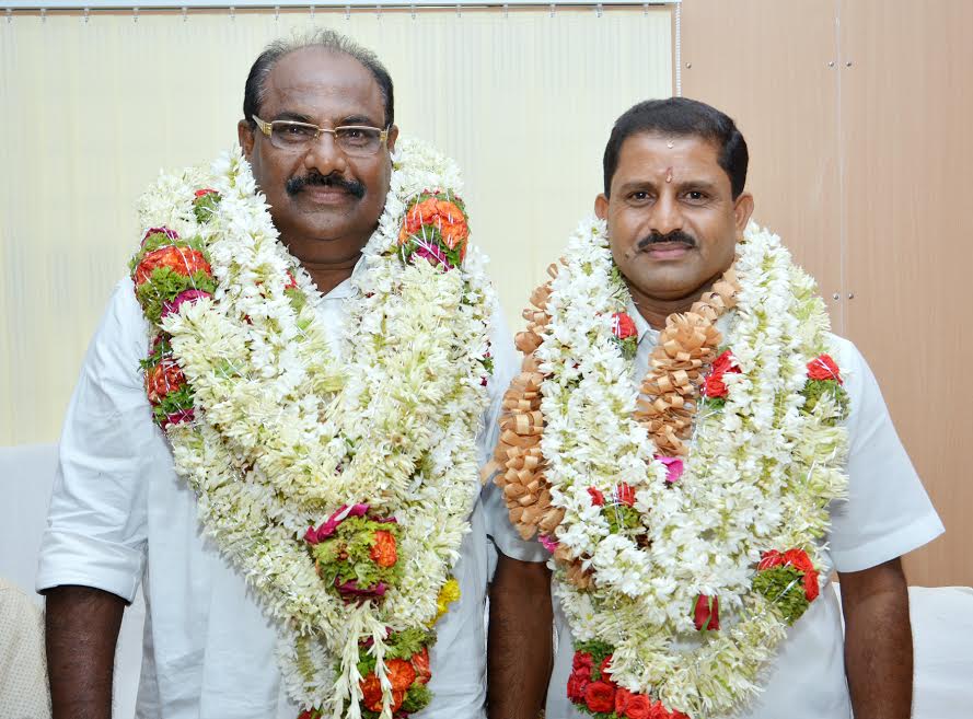 ಪುತ್ತೂರು ಎಪಿಎಂಸಿ: ಅಧ್ಯಕ್ಷರಾಗಿ ಬೂಡಿಯಾರ್ ರಾಧಾಕೃಷ್ಣ ರೈ, ಉಪಾಧ್ಯಕ್ಷರಾಗಿ ಬಾಲಕೃಷ್ಣ ಬಾಣಜಾಲು ಅವಿರೋಧ ಆಯ್ಕೆ