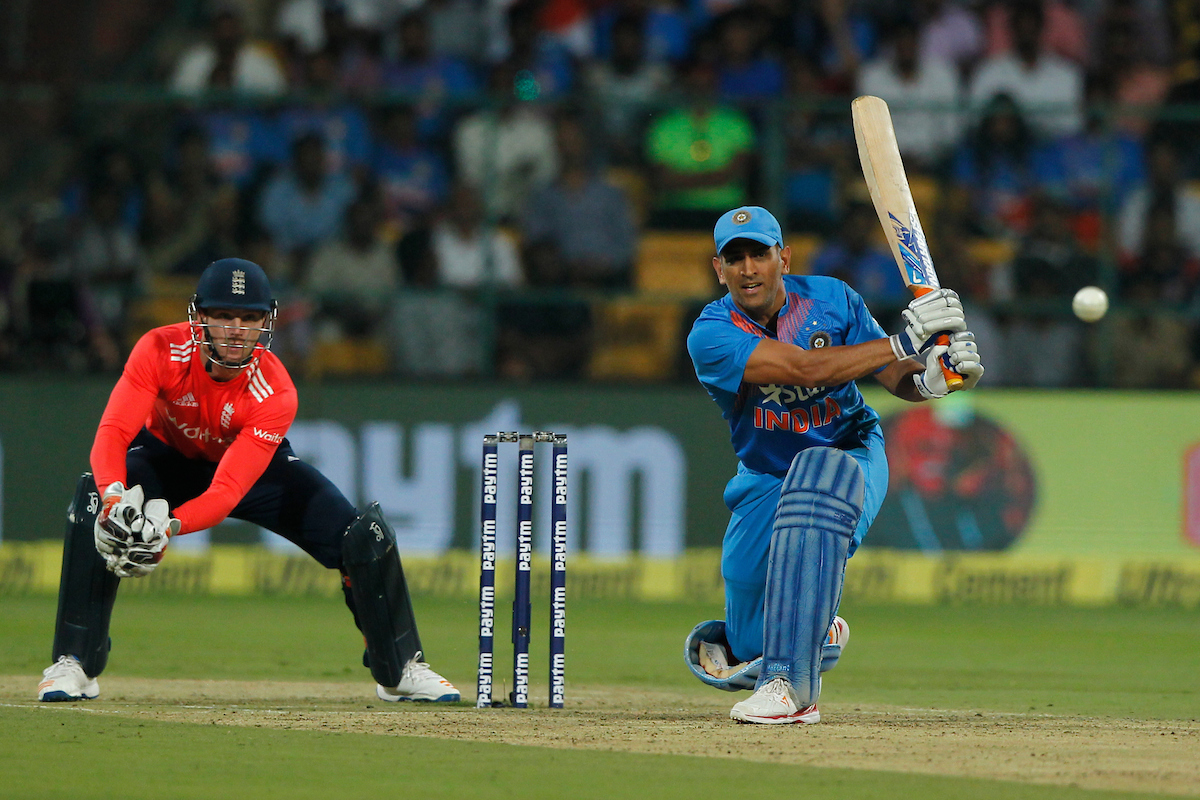 ಅಖ್ತರ್ ದಾಳಿಯನ್ನು ಎದುರಿಸುವುದು ಕಠಿಣ:ಧೋನಿ