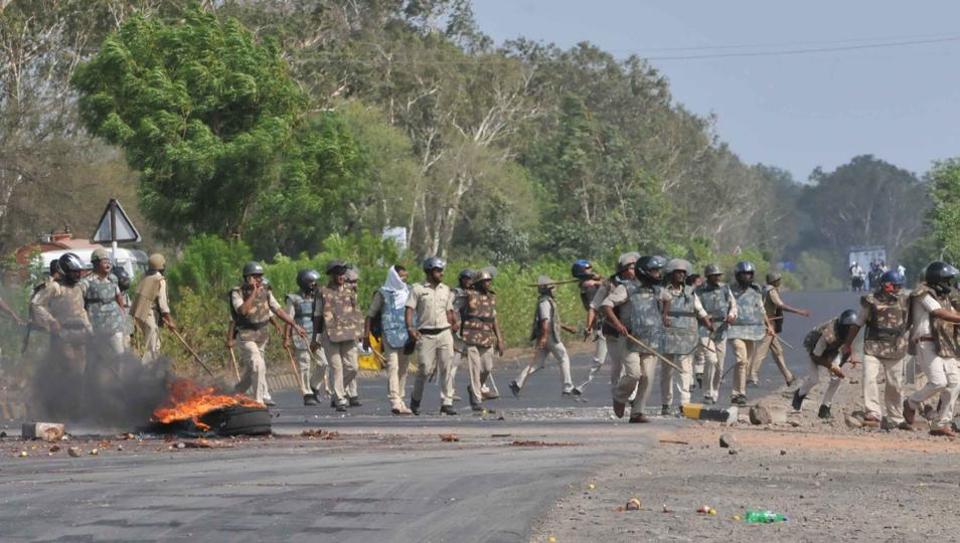 ಮಂದಸೌರ್ ನಲ್ಲಿ ಮತ್ತೊಬ್ಬ ರೈತ ಮೃತ್ಯು: ಗ್ರಾಮಸ್ಥರಿಂದ ಪೊಲೀಸ್ ದೌರ್ಜನ್ಯದ ಆರೋಪ