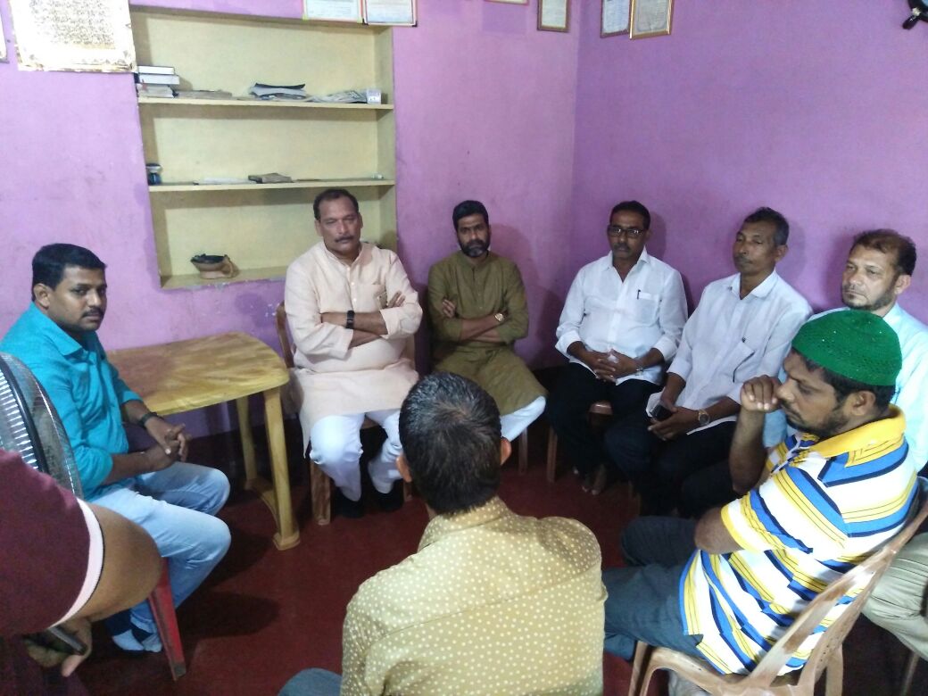 ಹತ್ಯೆಗೀಡಾದ  ಅಶ್ರಫ್ ಕಲಾಯಿ ಮನೆಗೆ ಐವನ್ ಡಿಸೋಜ ಭೇಟಿ