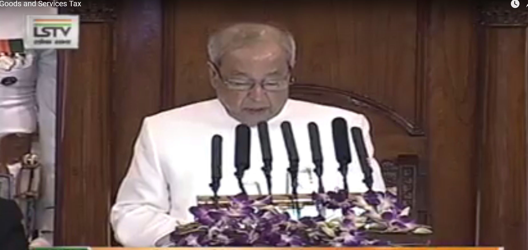 ರಾಷ್ಟ್ರಪತಿ, ಪ್ರಧಾನಿ  ಘಂಟೆ ಬಾರಿಸಿ    ಜಿಎಸ್ ಟಿಗೆ  ಅಧಿಕೃತ ಚಾಲನೆ