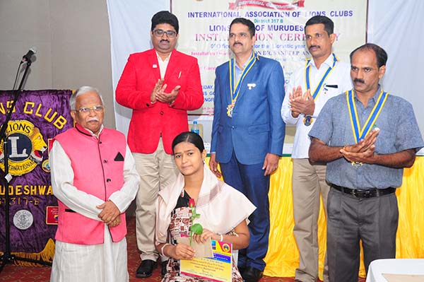 ಸಮಾಜ ಸೇವೆ ಪುಣ್ಯದ ಕಾರ್ಯ- ಡಾ. ಸಂದೀಪ ಅಣ್ವೇಕರ್