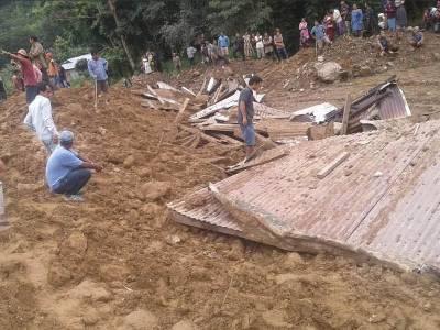 ಭೂಕುಸಿತ: 14 ಸಾವು