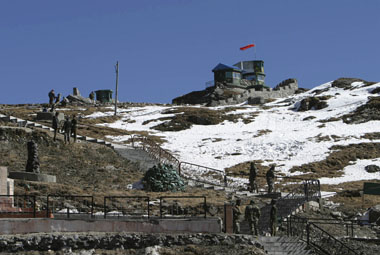 ಭಾರತ-ಚೀನಾ ಬಿಕ್ಕಟ್ಟು: ಪ್ರತಿಕ್ರಿಯಿಸಲು ಅಮೆರಿಕ ನಕಾರ