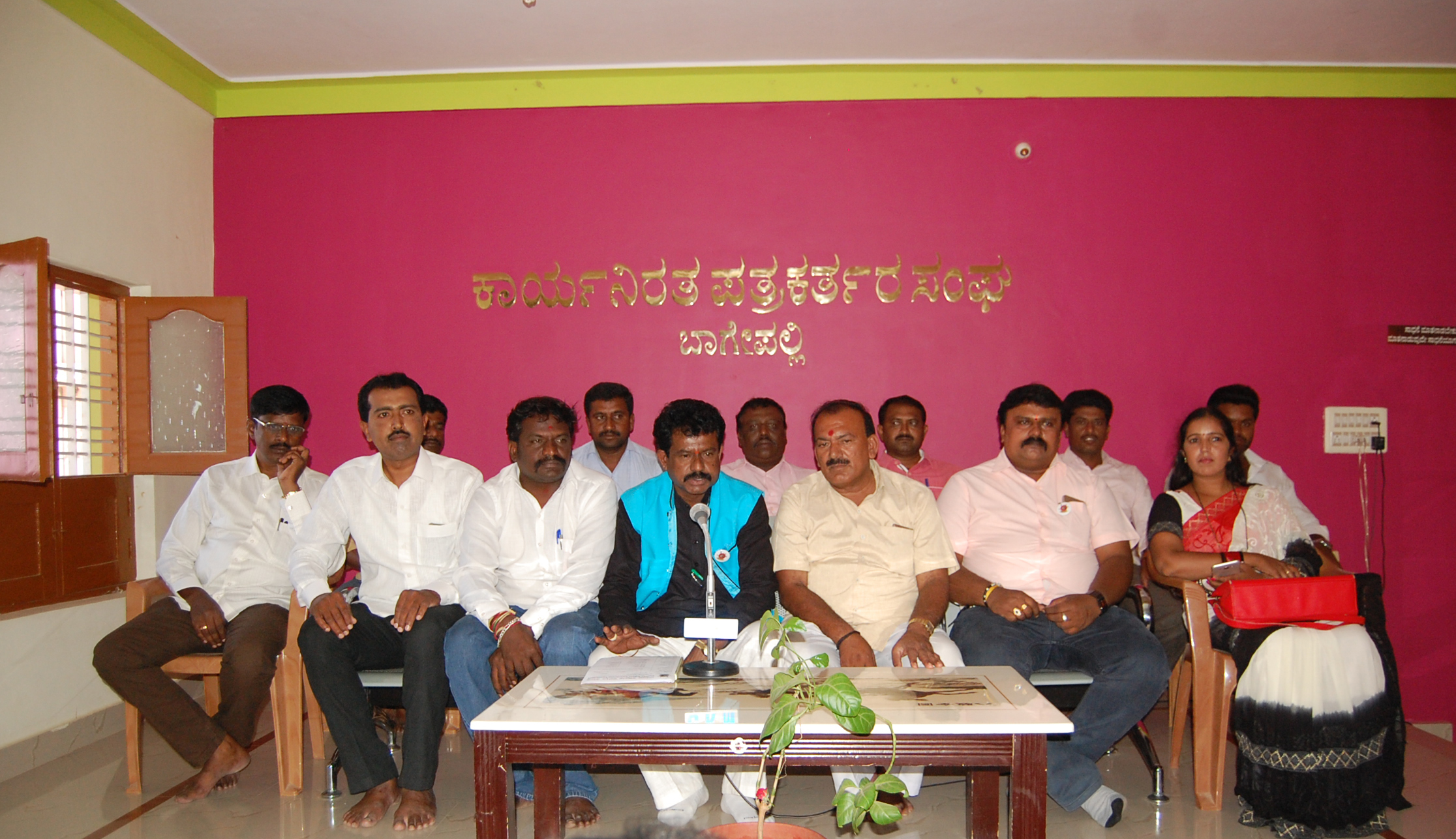 ದೇಶದಲ್ಲಿ ಪ್ರತಿದಿನ ಒಂದಲ್ಲ ಒಂದು ಕಾರಣದಿಂದ ಮಾನವ ಹಕ್ಕುಗಳು ಉಲ್ಲಂಘನೆ: ಡಾ॥. ಲಕ್ಷ್ಮಣ ಸಿಂಗ್